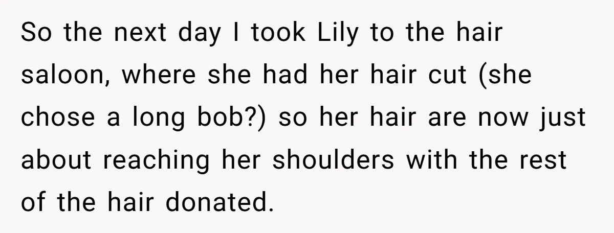 So the next day I took Lily to the hair saloon, where she had her hair cut (she chose a long bob?) so her hair are now just about reaching...