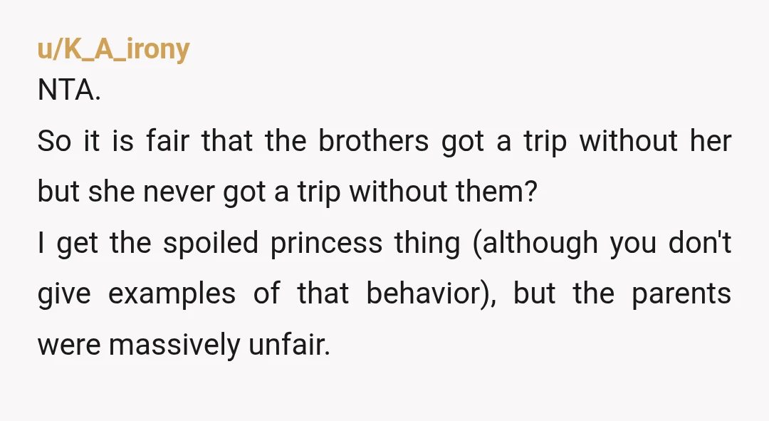 u/willmd13 Sounds like her mom is a “ boy mom”. I’d let the extended family know the truth.