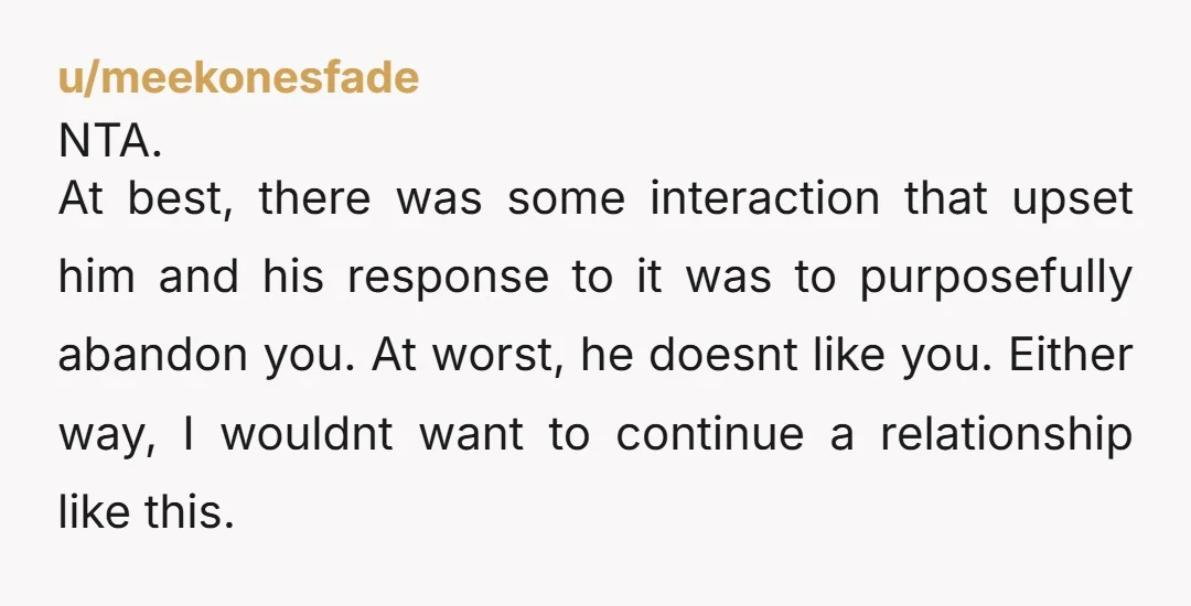 u/HereForTheSnarc NTA Go back to your friends, delete the man.