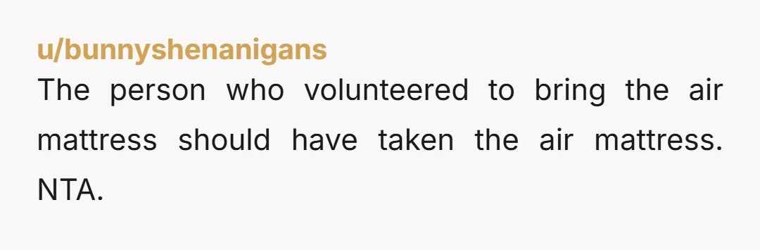 u/lilkhalessi E S H Going against the grain here but as someone who has taken a lot of group trips… yeah, it’s definitely common courtesy to take the lesser bed...