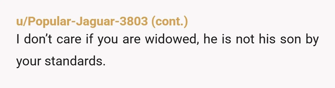 u/Nalpona_Freesun
YTA
do not date someone with a kid if you will not view the kids as your family, its all or nothing