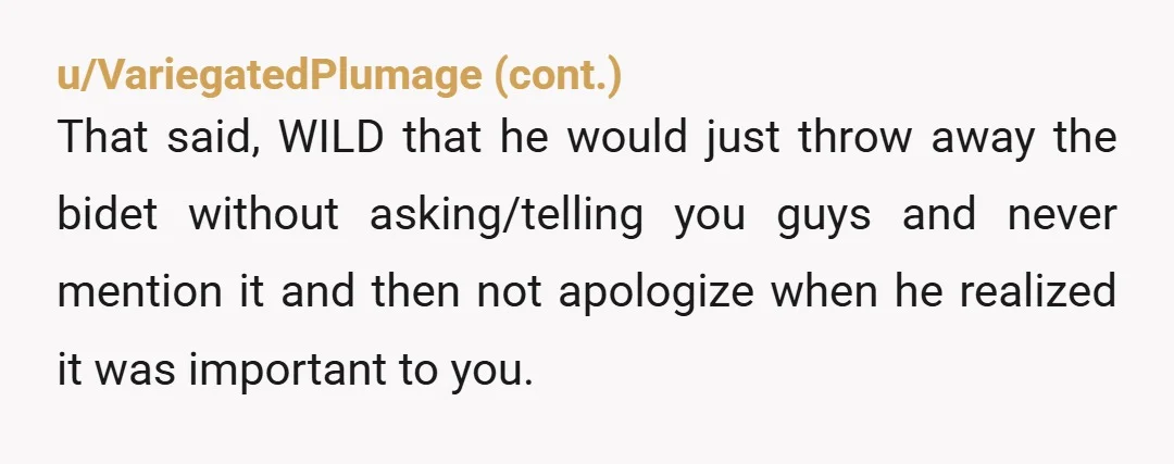 u/i-likebigmutts
ESH.
Him for obvious reasons, you for your out-of-control anger.
The magnitude of your reaction did not match the situation.