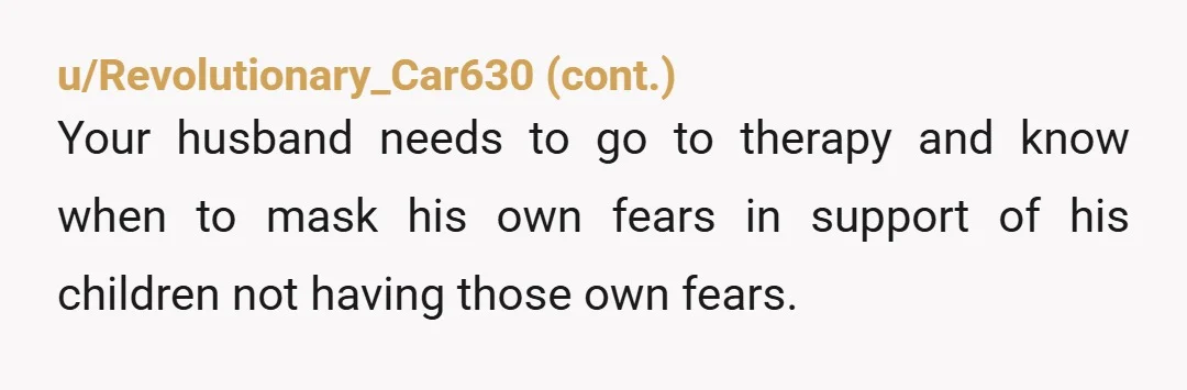 u/Motor_Patience5186
He sounds a bit slow.
Obviously if they're letting kids handle them they're not dangerous..doesn't he not know that not all snakes are deadly?
