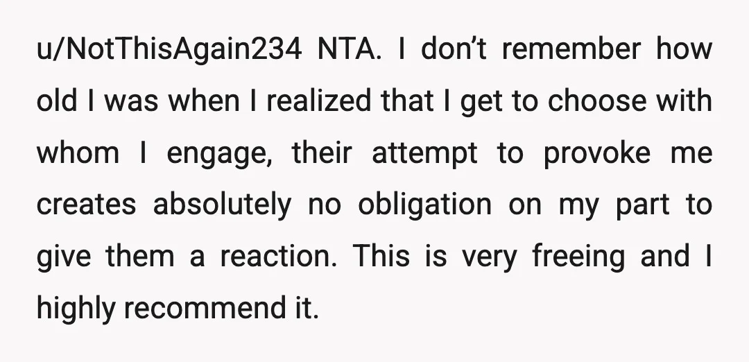 u/Oncer93 NTA. If there are plenty of empty seats, then people should be allowed to keep their bags on the seat next to theirs. That lady sound like a K.......