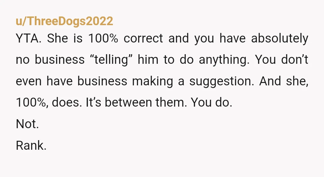 u/aseedandco
YTA.
You weren’t even with the father when he died.
You don’t get a say in this.
Extra AH for the way you view the thank you cards.