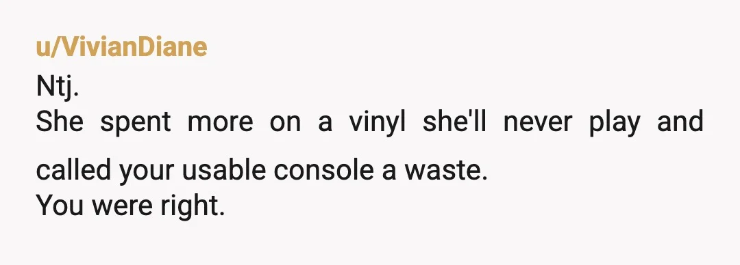 u/thingonething
Hell no.
Nothing stupider than her Taylor Swift obsession. You bought something that you'll use and enjoy.