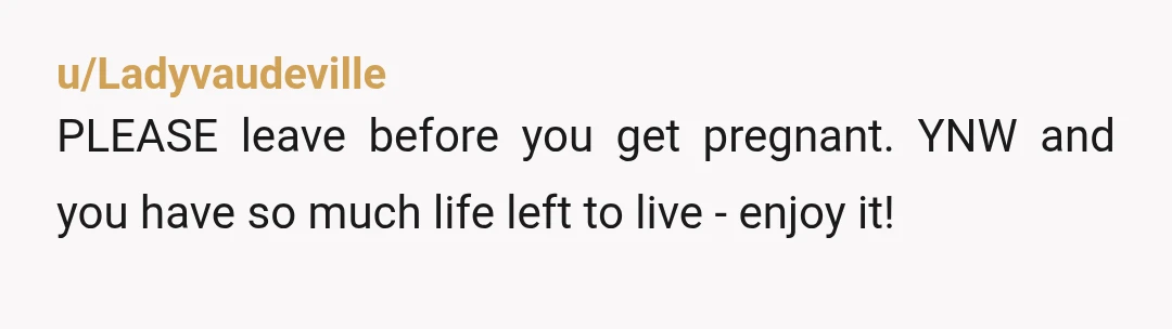 u/amuschka
Girl, this man is an absolute twat.
This marriage is over.
He is garbage, you don't deserve that treatment.